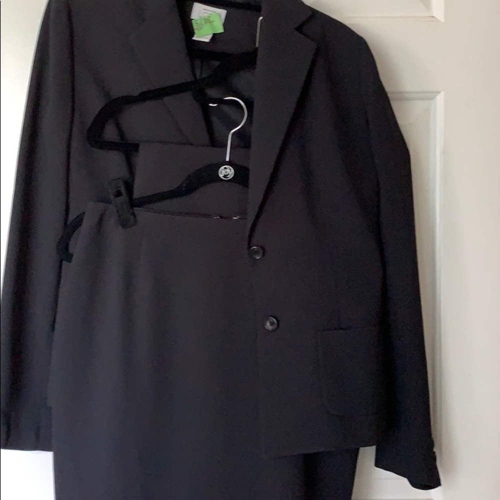 Business suit: jacket, slack, skirt